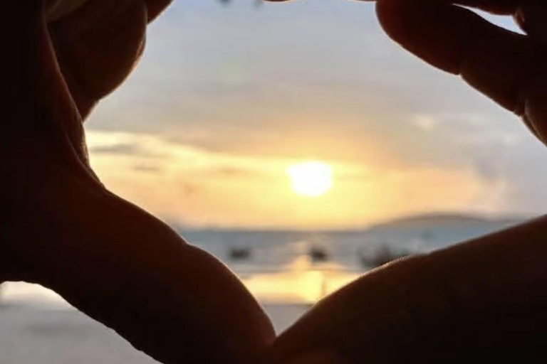 Ao Nang: 7 Islands Sunset Tour with Dinner & Snorkeling