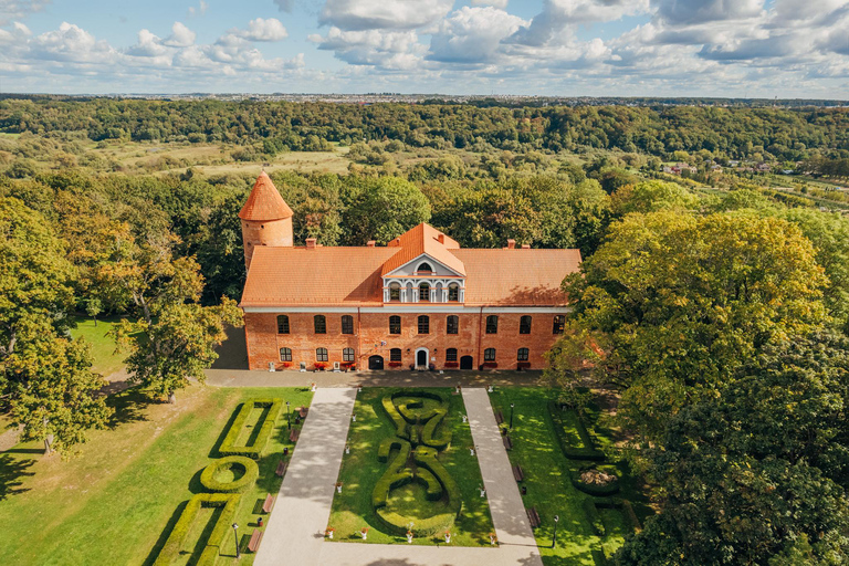 From Vilnius: Kaunas & Nemunas River Castles Tour
