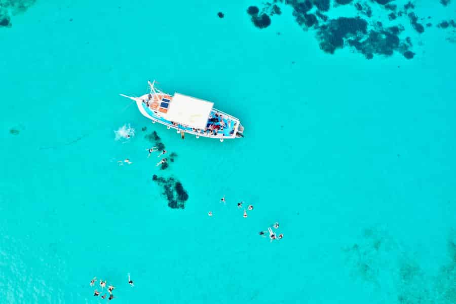 Pounta: Bootstour zur Blauen Lagune. Foto: GetYourGuide Pounta: Bootstour zur Blauen Lagune. Foto: GetYourGuide