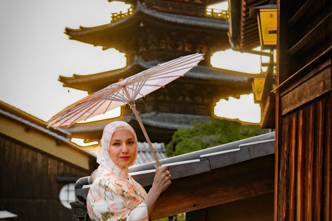 Kyoto: Nara Early-Access Private Tour with Guide & Car