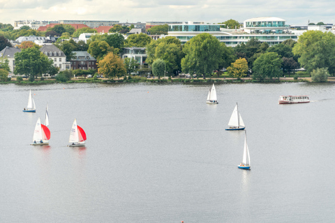 Cozy Comedy mit Blick auf die Alster