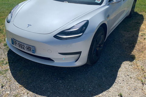 Transfert Saint Nazaire vers Aéroport de Nantes NTE en Tesla taxi Nantes airport to Saint Nazaire