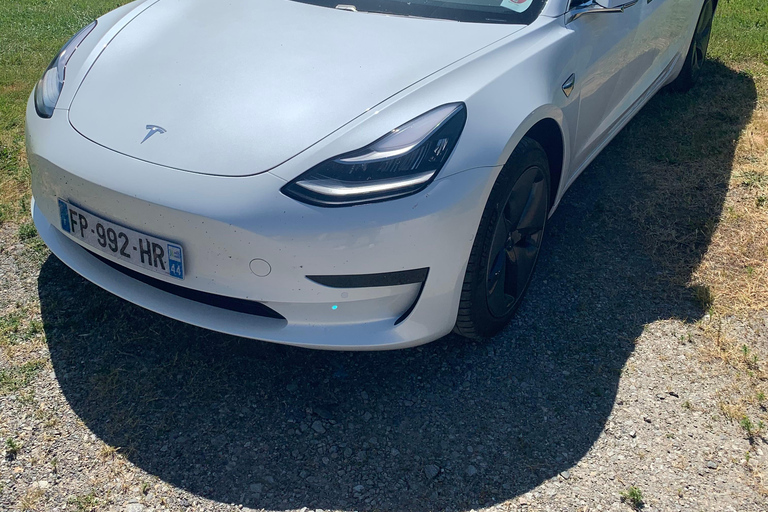 Traslado Saint Nazaire vers Aeropuerto de Nantes NTE en Tesla