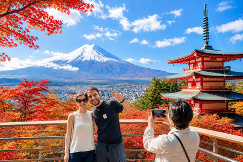 Tokyo: Mt. Fuji, Chureito Pagoda, Oshino Hakkai & Oishi Park - Image 2
