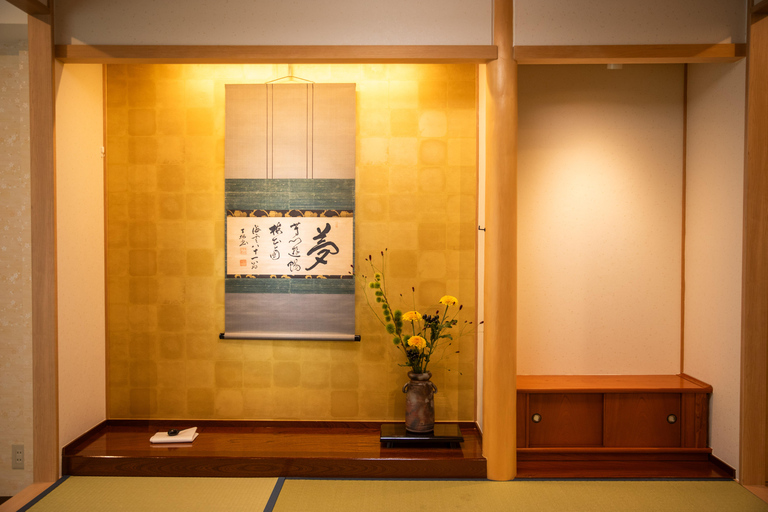 Tokyo: Casual Japanese Tea Ceremony with Matcha Tasting