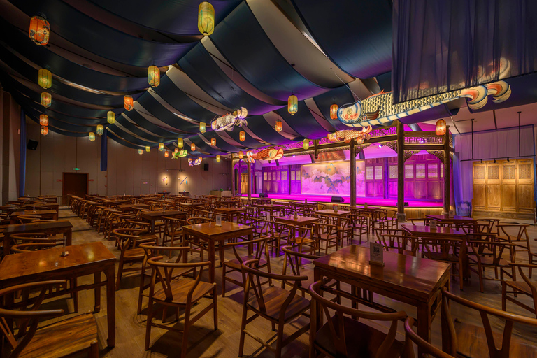 Teatr ShuYi w klasztorze Wenshu: kultura buddyjska i herbata gaiwanTeatr ShuYi Kultura buddyjska z lokalną herbatą Gaiwan