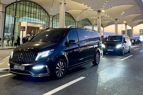 Noleggia un Minivan Comfort con autista per 4,6,8,12 ore