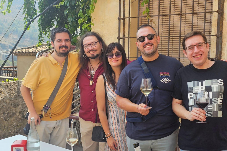 Zwischen Schluchten und Aromen: Cuenca probieren (gastronomische Tour)Zwischen Schluchten und Aromen: Cuenca kulinarisch entdecken (Gastronomietour)