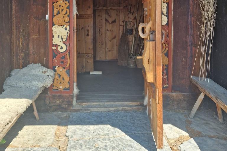 Bucharest: Râșnov and Făgăraș Fortress Private Tour