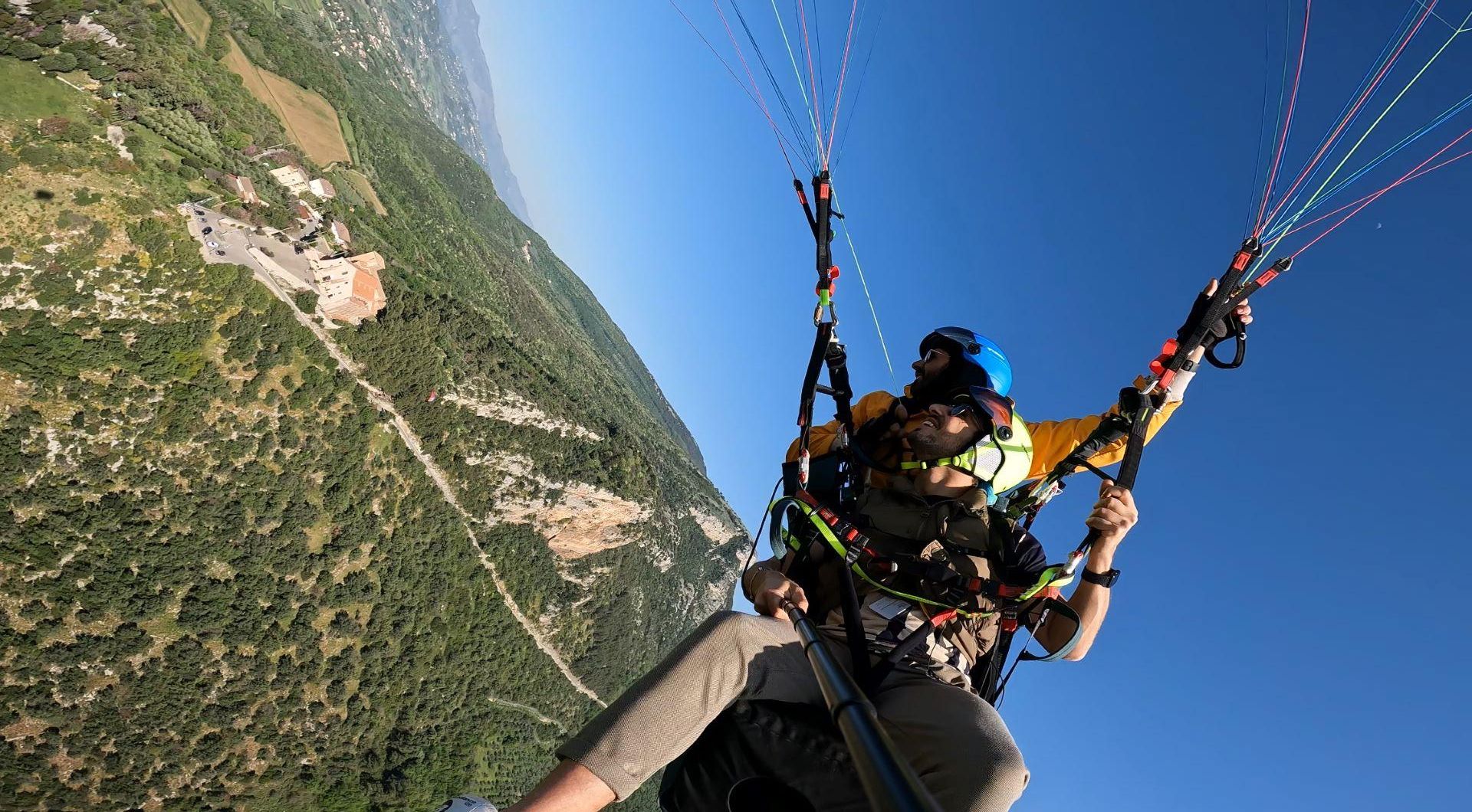 Cilento: Tandem-Paragliding-Flug über Capaccio Paestum