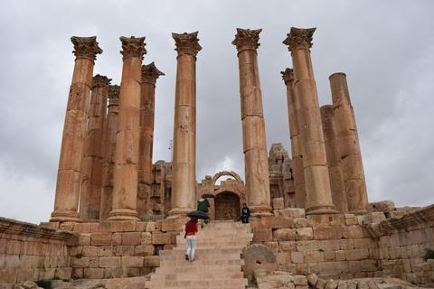 Jerash and Umm Qais Private Tour from Amman