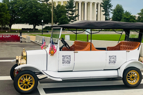 Washington, DC: Monuments &amp; Memorials Tour in a Vintage Car