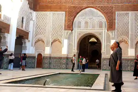 Marrakech: Guided Medina History & Culture Tour
