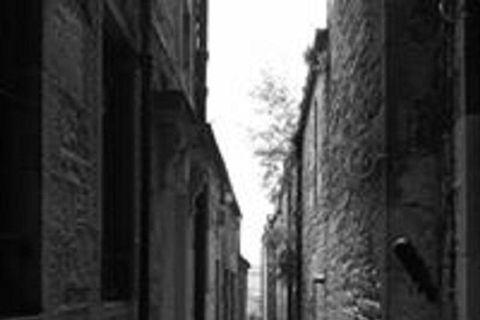 Elgin: In and out the Dusty Closes In and out the Dusty Closes