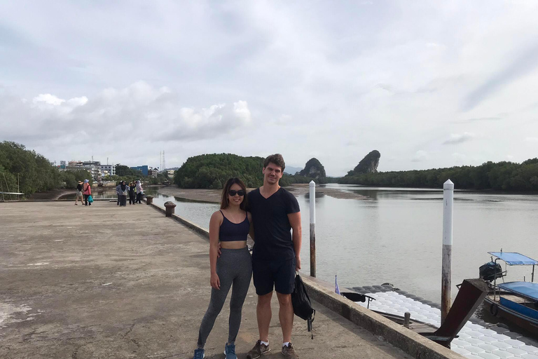 Krabi: Halvdagstur med mangrovebåt och Khao Khanap Nam-grottan