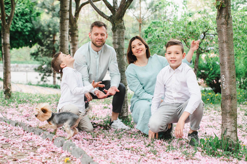 Bucharest: Old Town Essentials Private Photoshoot Super Premium: 75 Photos | 90 mins