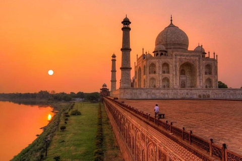 De Délhi: Excursão particular de 2 dias a Nova Délhi e Taj Mahal, AgraOpção 2: Guia turístico + transporte