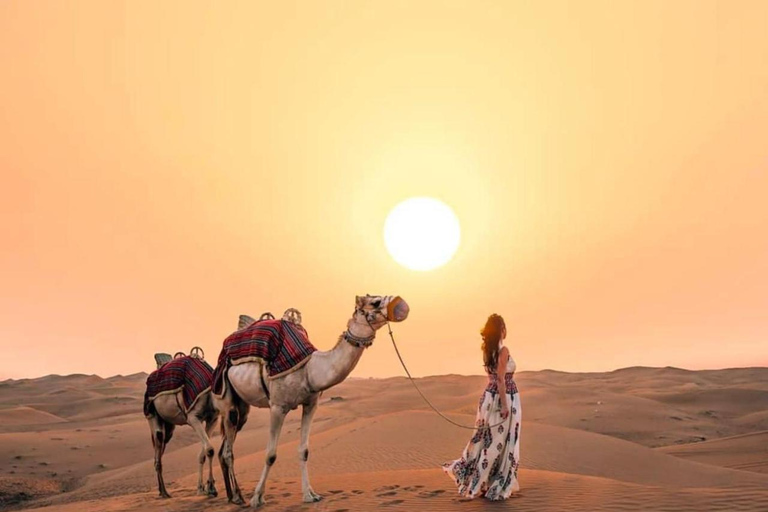 Doha: quad, buggy, sandboarding e giro in cammelloSafari privato nel deserto con buggy e giro in cammello