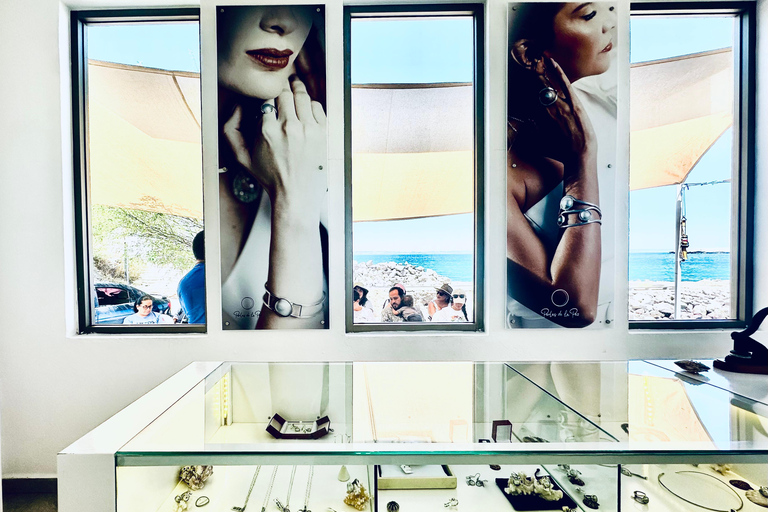 La Paz: Pearl Farm Experience and shop