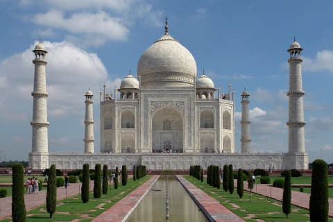From Delhi - Hassle Free Taj Mahal and Agra Fort Tour By Car Tour with All Inclusive- Tickets +Private Car+ Guide + Lunch