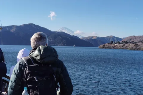 Hakone Adventure: Explore Nature’s Beauty and Tranquility