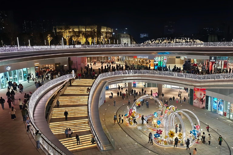 Guangzhou Tech Explore: Living in the Future Guangzhou Tech Explore: Living in the Future