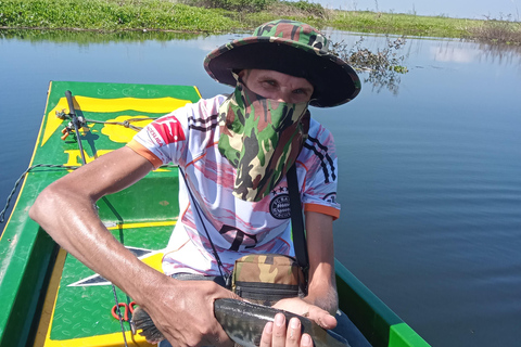 Siem Reap: 2-Day Tonlé Sap Fishing Tour, Overnight Stay in a Floating Village Siem Reap: 2-Day Tonle Sap Fishing Tour, Overnight Stay in a Floating Village