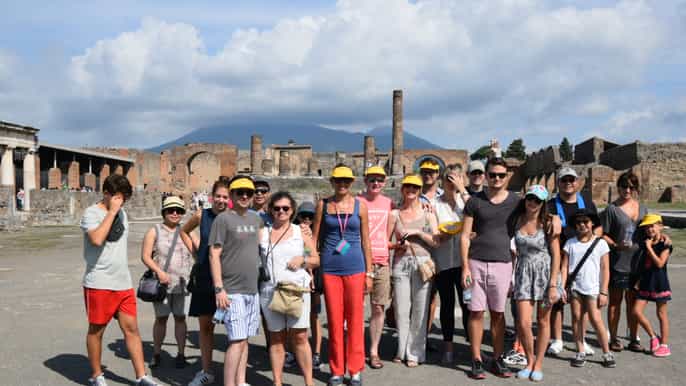 pompeii skiptheline daily group tour