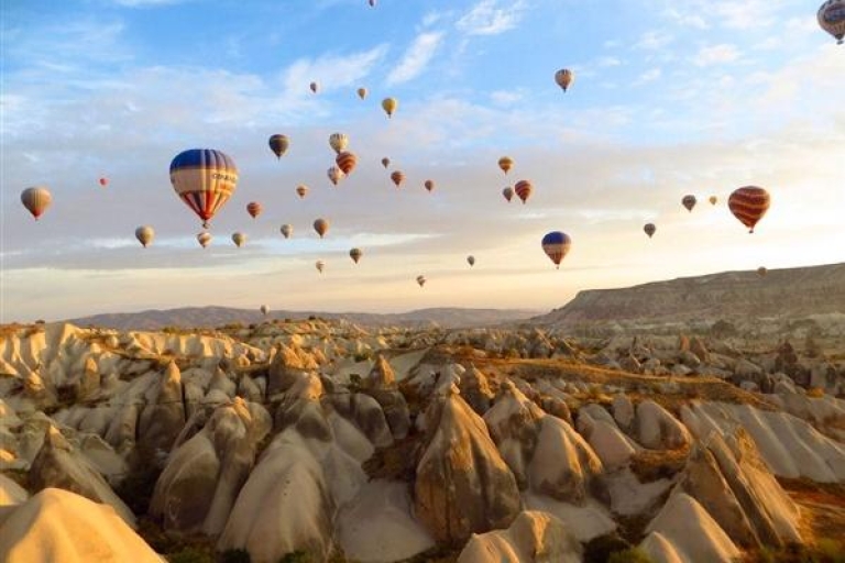 Van Nevsehir: ballonvaart met hoteltransfer