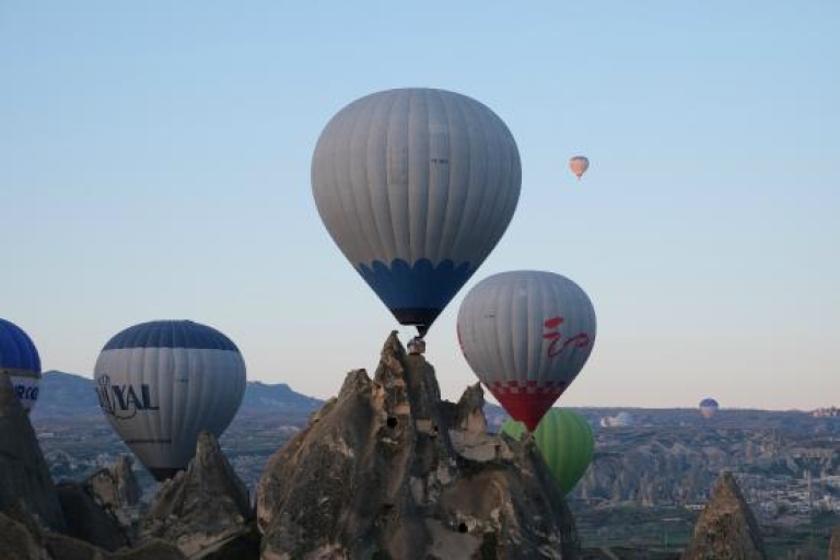 Z Nevsehir: lot balonem na ogrzane powietrze z transferem do hotelu