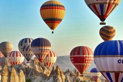 Z Nevsehir: lot balonem na ogrzane powietrze z transferem do hotelu