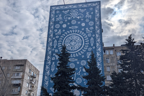 Tbilisi: Hidden Layers of Tbilisi Through Local Eyes Shared group/Small group