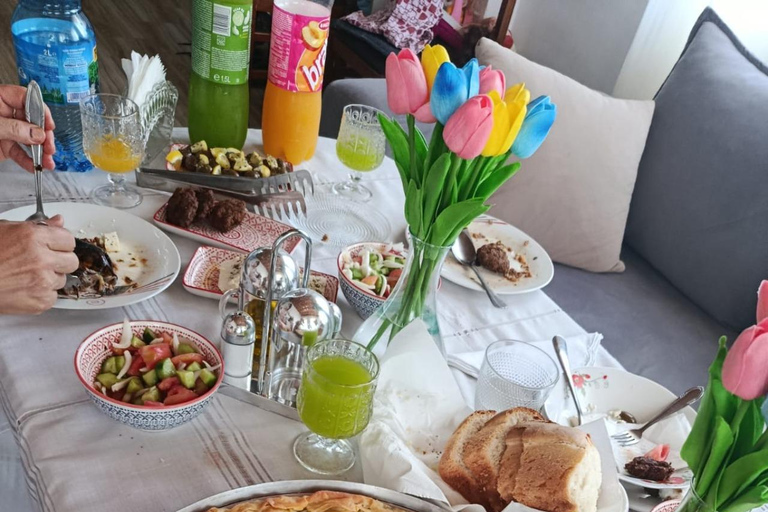 Berat: Traditional Cooking Class with Wine Tasting