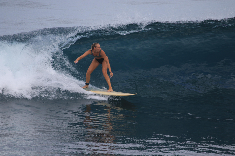 Padang Padang Beach: Beginner and Intermediate Surf Lesson