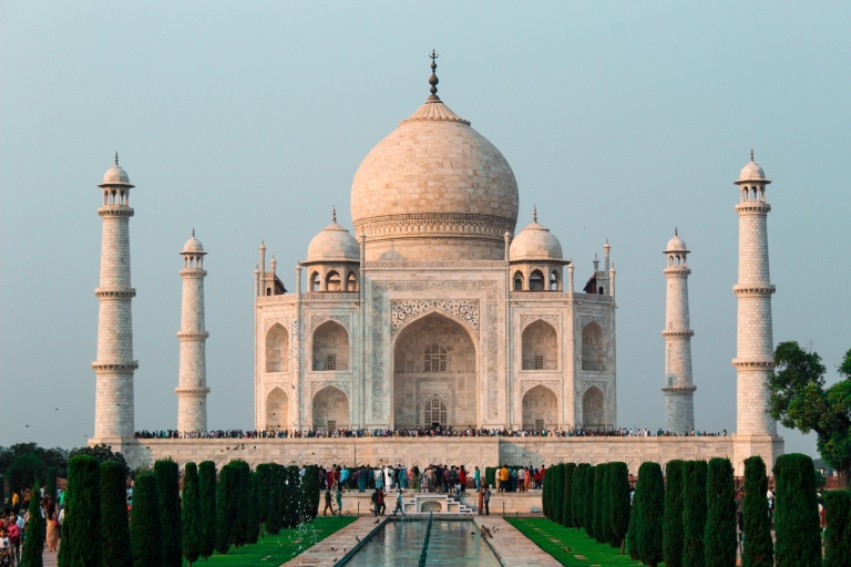 From Delhi: Taj Mahal & Agra Fort Day Trip by Express Train Only Guide + Skip the Lines Entry