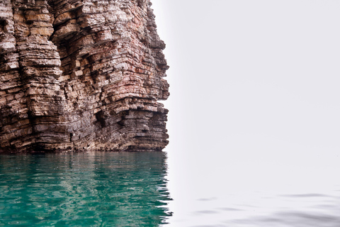 Budva Bay: Båttur med snorkling och sightseeing