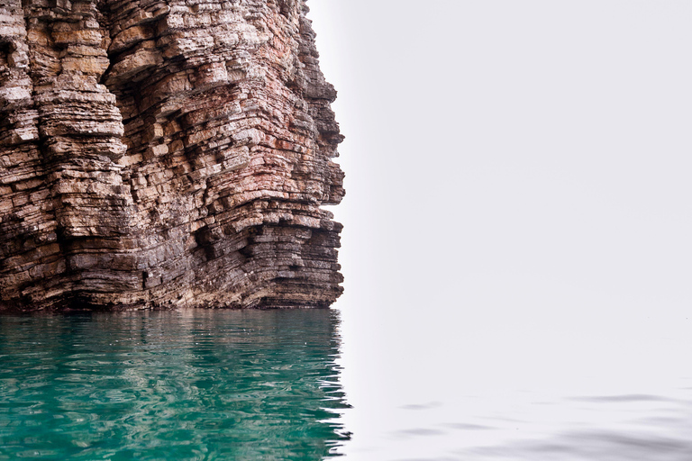 Bahía de Budva: Tour en barco con snorkel y visitas turísticas