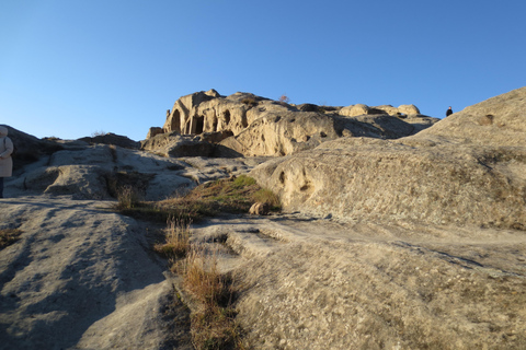 Tbilisi: 2-Day Kazbegi, Mtskheta, Gori & Uplistsikhe Tour
