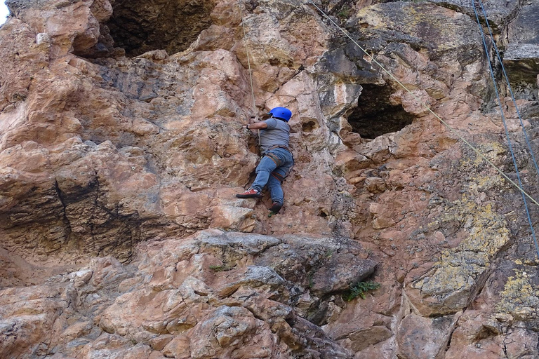 Desde Cusco: Escalada en el Balcón del DiabloDesde Cusco: Balcón del diablo escalada en roca