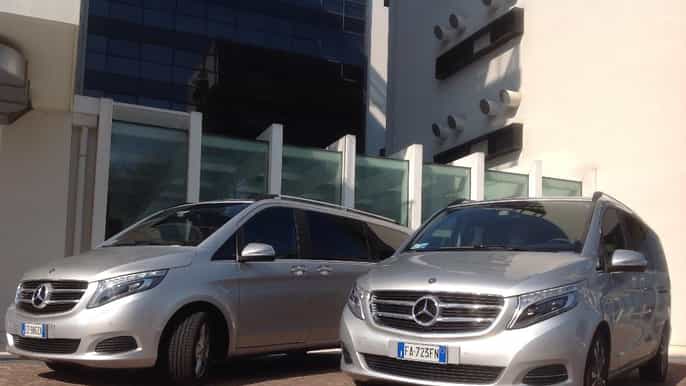 premium transfer between treviso airport venice city
