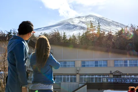 One-Way Bus: Takayama to Tokyo via Mt. Fuji 5th Station