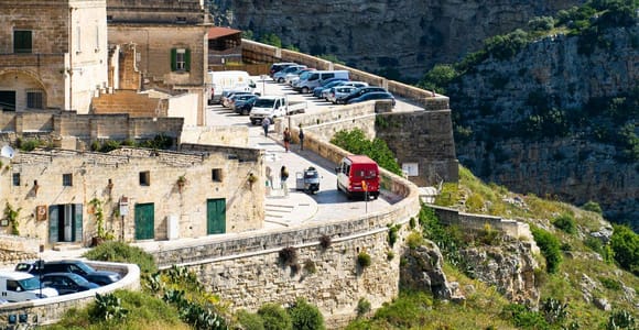 Matera: Open Top Bus Tour with Entrance to Casa Grotta