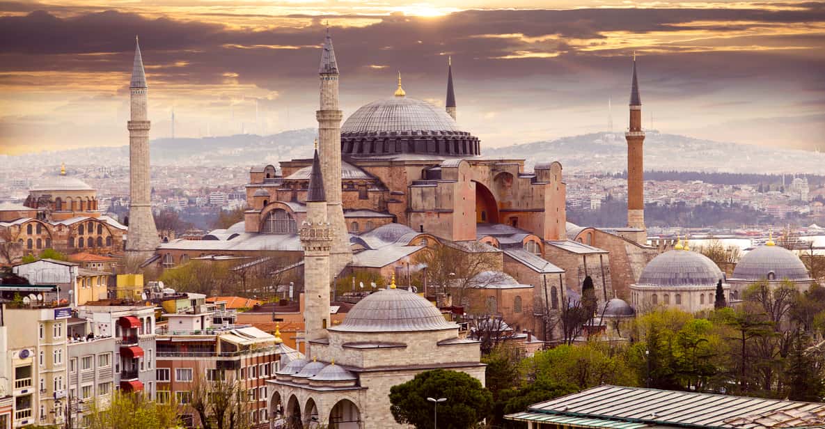 Istanbul Tourist Pass for 40 + Top Attractions/Services