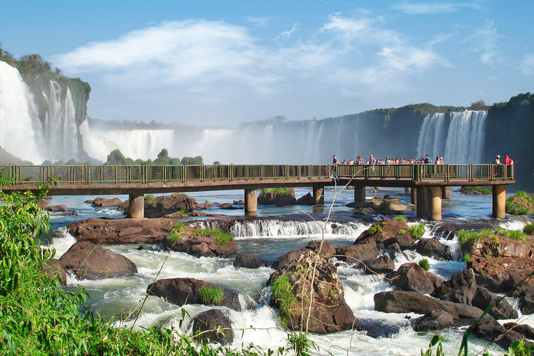 Z Argentyny: wodospad Iguazu po stronie brazylijskiej i zapora Itaipu