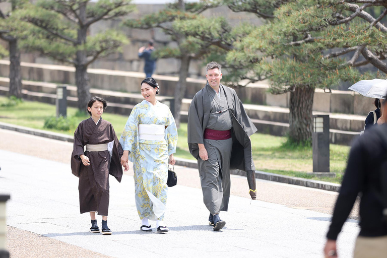 Osaka : location de kimonos, séance photo et visite du châteauVeuillez rendre le kimono le lendemain.