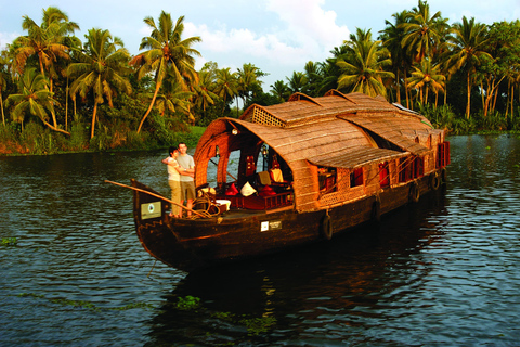 From Kochi: Alleppey Houseboat Cruise with Meals & Transfers