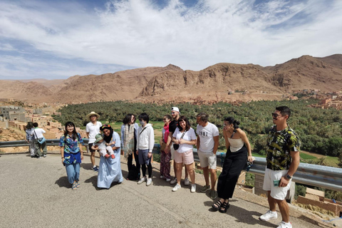 Passeio de 5 dias no deserto do Marrocos, de Marrakech a AgadirAcampamento de luxo