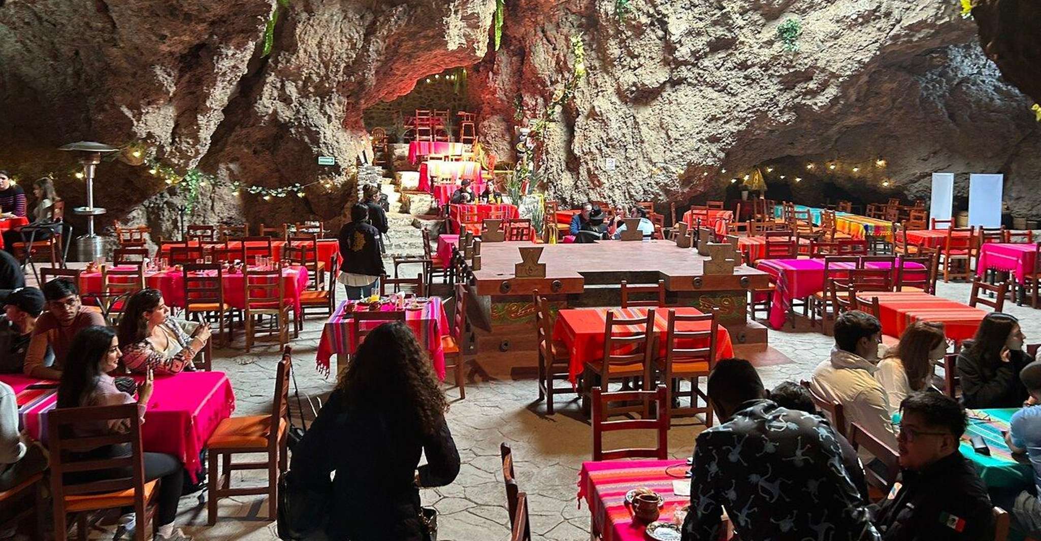 Teotihuacan, Ballonflug mit Frühstück in einer natürlichen Höhle - Hizvo