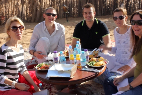 Dubajskie safari sokolniczeDubajskie safari sokolnicze z luksusowym śniadaniem