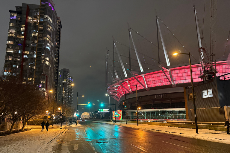 Vancouver: Hop-On Hop-Off City Tour by Car, Small Group